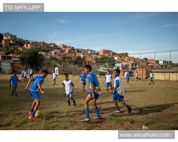 足球明星精彩瞬间视频背景图展示让你感受绿茵场上的激情与魅力