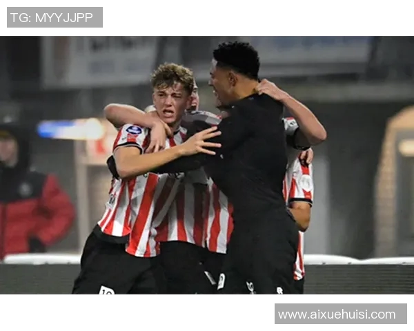 瓦尔韦克迎战鹿特丹激烈对决引发球迷热议与期待